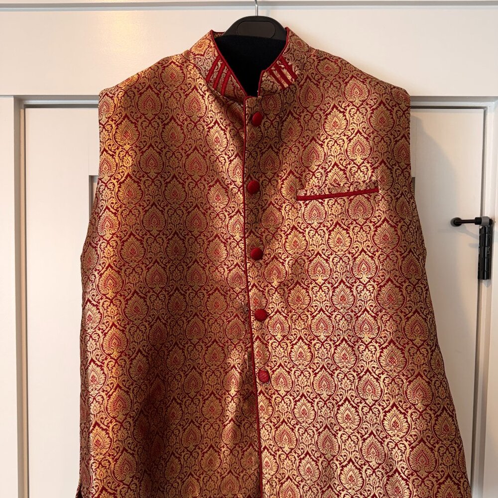 Red/Gold Men's Kurta Vest - Nehru / Bandi jacket (XL)